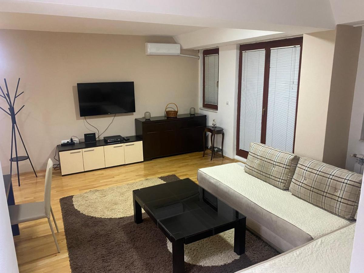 Dona Apartments سكوبجي المظهر الخارجي الصورة
